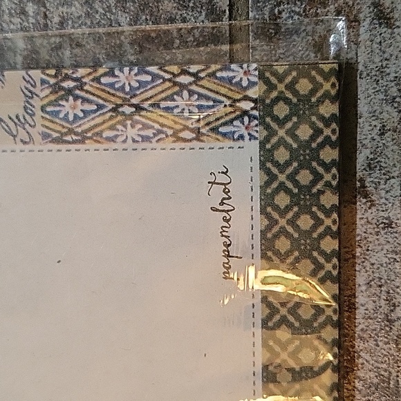 Sold - Picture 4 of 6